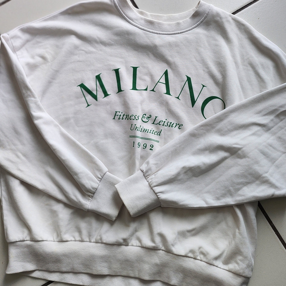 H&M White Crewneck Sweatshirt with Green Milano Print